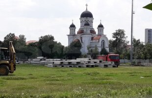 VIDEO + FOTO Se lucrează din greu la Arcul de Triumf » Tribunele au fost demolate + marea problemă a proiectului