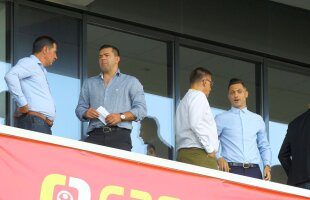 CFR CLUJ - VIITORUL // GALERIE FOTO Personalitățile din fotbalul românesc au luat cu asalt tribunele la Supercupă + oamenii importanți de la Dinamo și-au spionat viitoarea adversară