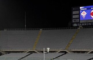 Zăpada a învins fotbalul! Meciuri amînate pe linie în Europa!