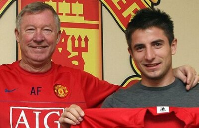 Iancu a avut dreptate! United vrea să scape de Tosici şi îi caută echipă!