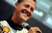 Câte curse va câştiga Michael Schumacher în 2010?