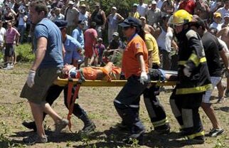 Pilotul care a accidentat mortal o spectatoare la raliul Dakar s-a retras din competiţie