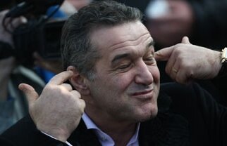 Gigi Becali: "Porumboiu poate să îl ia şi cu 150.000 de euro pe Ghionea dacă vin Ouon şi Jelev" ;)