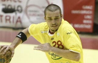 România joacă finala pentru barajul CM 2011 cu Bosnia