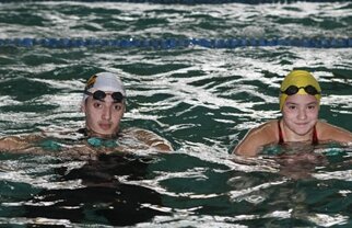 Au venit să slăbească şi s-au îndrăgostit de înot » Atlantis Kids