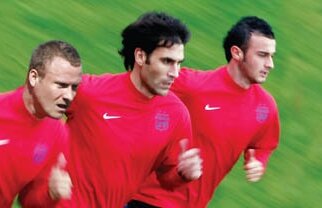 Protasov l-a luat pe Ghionea la Rostov, iar Stoichiţă mai are doar 3 fundaşi!