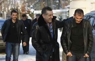 Gigi Becali s-a enervat: "Karamienii au sărit calul!" :X