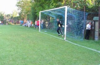 Poli - Sibir Novosibirsk (Rusia I) 0-0, rezultat final.
