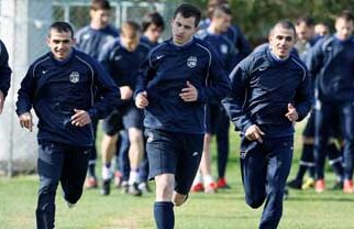 Karamienii au băgat STEAUA ÎN PRIZĂ!