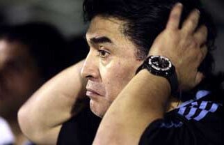 MARADONA ÎN CEAŢĂ! Diego a greşit de două ori convocarea!