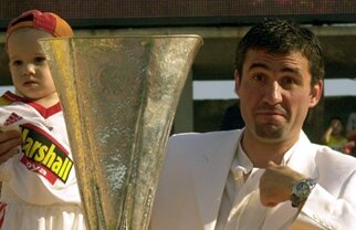 Hagi în cupele europene! De la Sportul la victoria în finala Cupei UEFA!