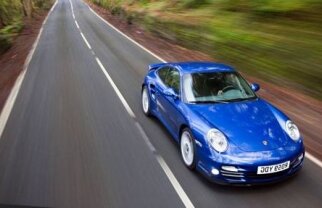 Condu cea mai tare masina din 2010!