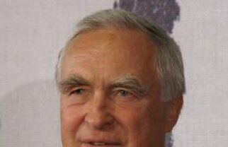 Gunnar Prokop, omul negru! La meciul cu Oltchim, managerul lui Hypo nu are voie însă să stea pe bancă!