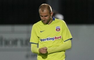 Grzelak e rezervă la Steaua II