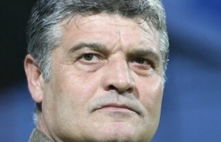 Andone: "Steaua are experienţa necesară pentru a cîştiga titlul"