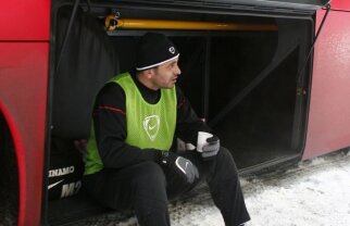 Cristi Munteanu: "Ca fotbalist, aş cere amînarea returului!"