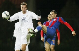 Karamienii, Parpas şi Pepe trebuie să mai aştepte debutul » 5 transferuri, un titular!