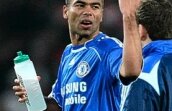 William Hill plăteşte pentru despărţirea lui Ashley Cole de nevastă