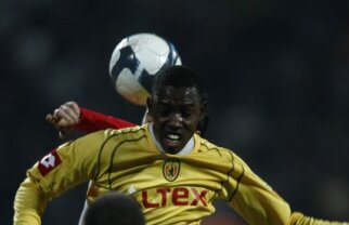 Trei lucruri mai puţin cunoscute despre atacantul care i-a dat gol lui Dinamo: Jimmy Mulisa