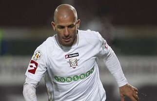 Ciz l-a impresionat pe Manea şi va rămîne titular: "Îmi pare rău, Bozo!" :(