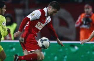 Kone a fost refăcut şi joacă titular cu Oţelul! Vezi echipele!