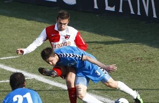 "Cîinii" au jucat excelent o repriză la Galaţi după care au tremurat pentru puncte