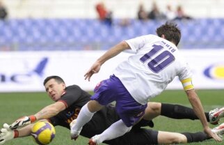 Florin Costea s-a accidentat la fel ca Mutu, care era să rateze Euro 2008!