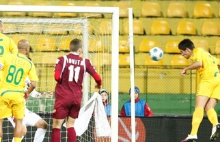 Papp: "Sînt ca John Terry, am forţă şi tehnică" ;)