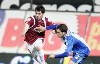 HOLD UP OLTENESC! Rapid a pierdut a treia oară la rînd cu 0-1