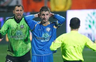 MM Stoica: "Ce făcea tuşierul Octavian Şovre în prelungiri? Trecuse libero la Dinamo!" :X