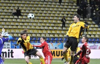 Doar 5 bilete vîndute în 30 de minute, înainte de Braşov - CFR!
