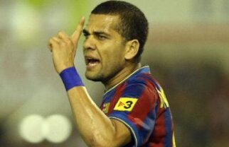 Dani Alves: "Barcelona va fi în semifinale"