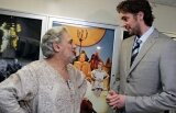 Pau Gasol, pivotul lui LA Lakers, are un prieten special: tenorul Placido Domingo!