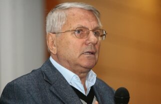 Mircea Rădulescu: "Andone nu merita să fie tratat ca un antrenor de probă"