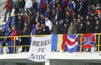 Roş-albaştrii au fost primiţi cu simpatie la Bistriţa » Steaua Ardealului