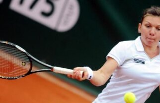 Simona Halep a învins-o pe Sorana Cîrstea