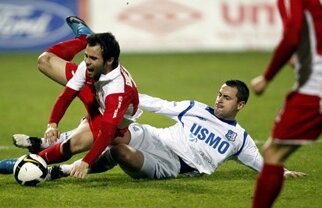 Vezi cele mai tari faze video din Pandurii - Dinamo, 0-0!