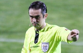 Intervenţii politice pentru salvarea lui Costică "Vîlcea"? » "Asta-i campioana?! O ruşine!"