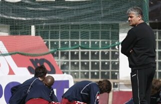 Quinta lui Andone! Vezi care sînt condiţiile "Fălcosului" pentru a rămîne în Giuleşti!