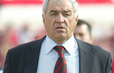 VIDEO / Hizo vrea un retur curat: "Ar fi păcat să mai apară valize, sacoşe sau plase de nailon" :)