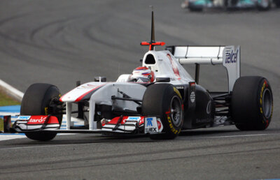 Piloţii din F1 au testat la Barcelona pneurile Pirelli în condiţii mixte