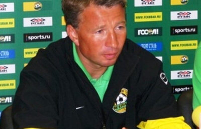 Dan Petrescu şi Gigel Bucur debutează în prima ligă din Rusia în faţa lui Rubin