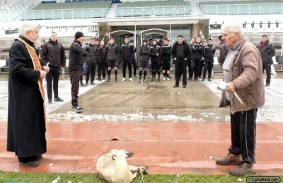 Ritual ciudat la Plovdiv » Porţi însîngerate!