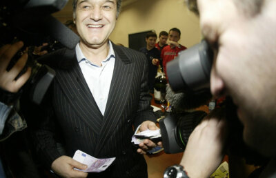 Becali: "O să plătesc eu datoria Pandurilor!"