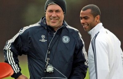 Carlo Ancelotti: "Cole şi-a cerut scuze şi va juca cu Manchester"