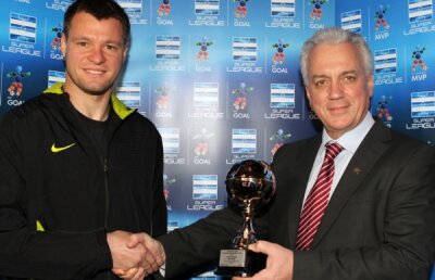 VIDEO » Marius Niculae, premiat în Grecia pentru golul cu PAOK