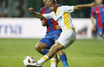 Viorel Păunescu: "Dacă nu pierde cu Braşov, Steaua rămîne în lupta pentru titlu"