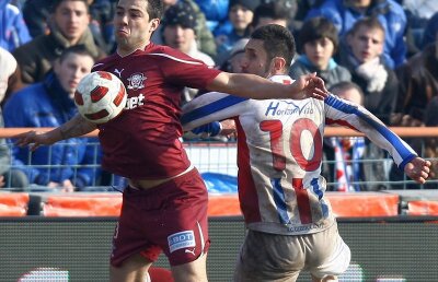 Steaua - amendată cu 10.000 de lei, Marius Constantin - suspendat 4 etape!