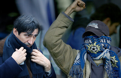 Galeria Craiovei se dezice de Piţurcă: "Ne-a minţit, e la fel ca Neţoiu!"