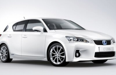 Primul contact: Lexus CT200h